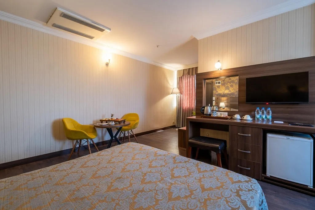 Quad Room