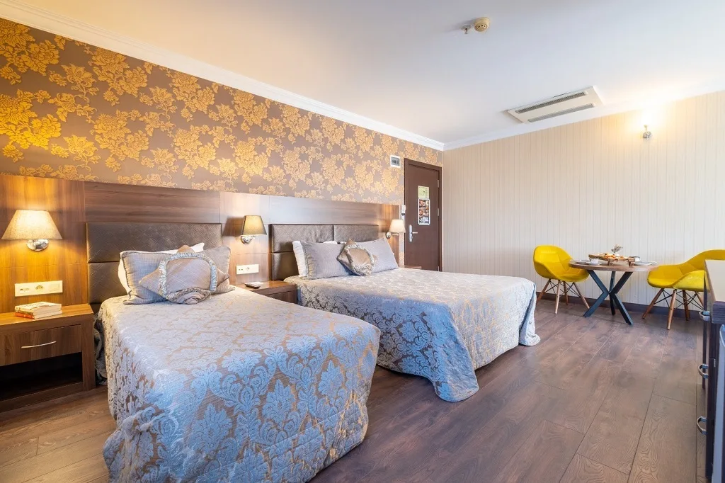 Quad Room