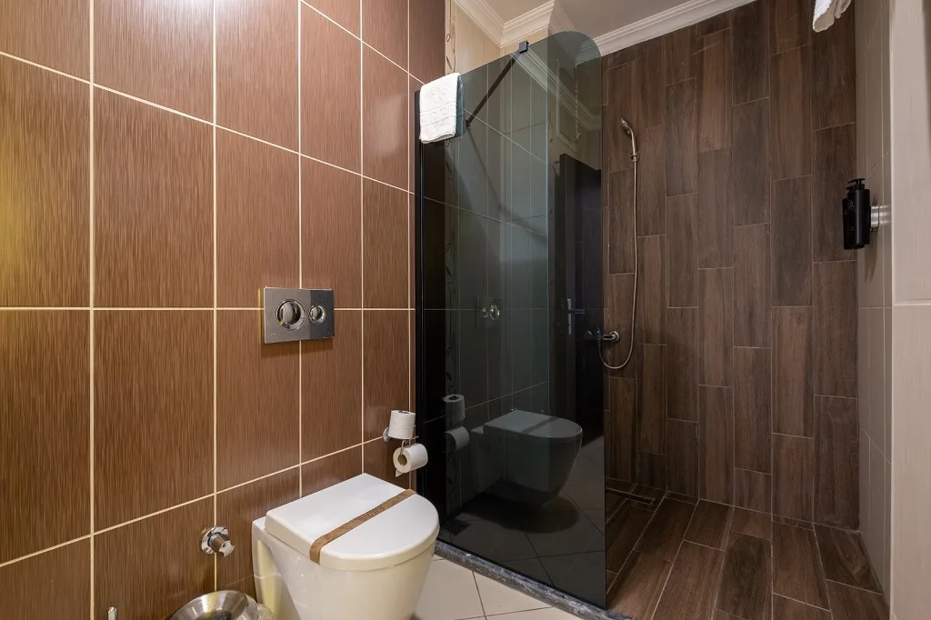 Quad Room
